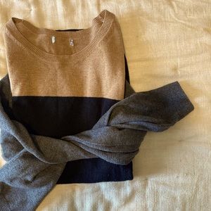 Color blocked sweater